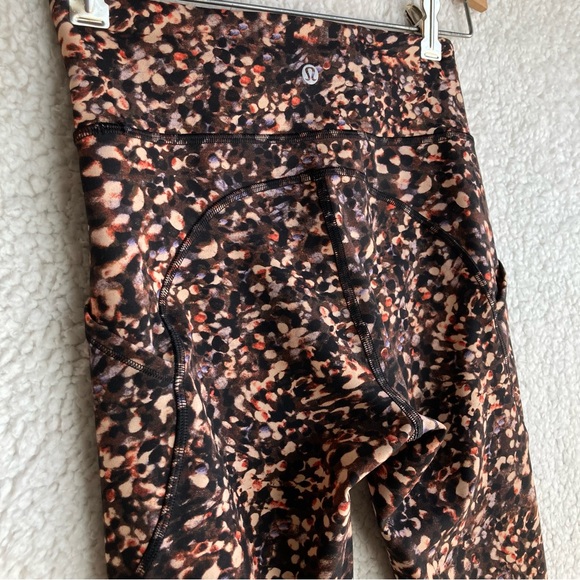 Lululemon Women's Invigorate workout pants yoga pants, Sz 2 - Picture 15 of 17